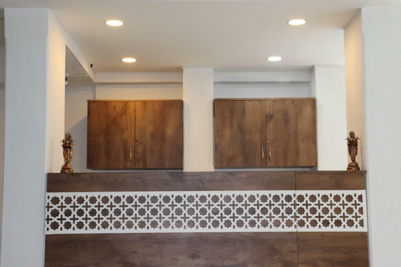 Emerald Vista Luxury Suites Pune Exterior foto