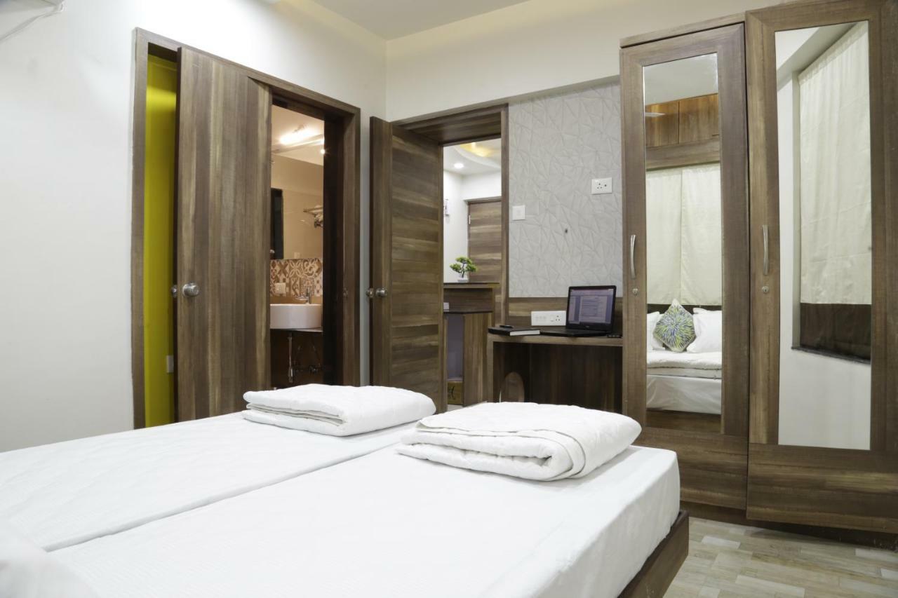 Emerald Vista Luxury Suites Pune Exterior foto