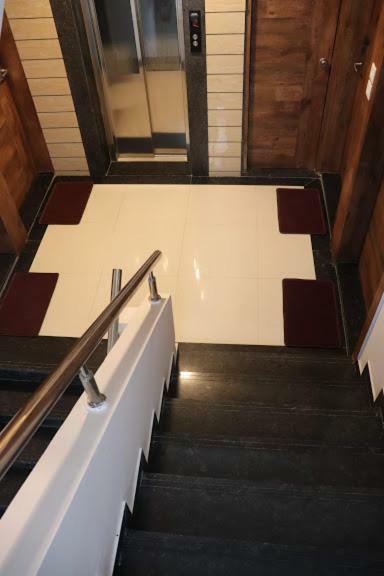Emerald Vista Luxury Suites Pune Exterior foto